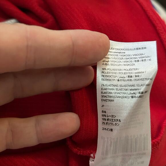 DESIGUAL NWT Sweat Rib Olympia Red Love Top Size US XS - Picture 9 of 12